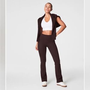 Spanx shape Booty Boost flare leggings xs tall